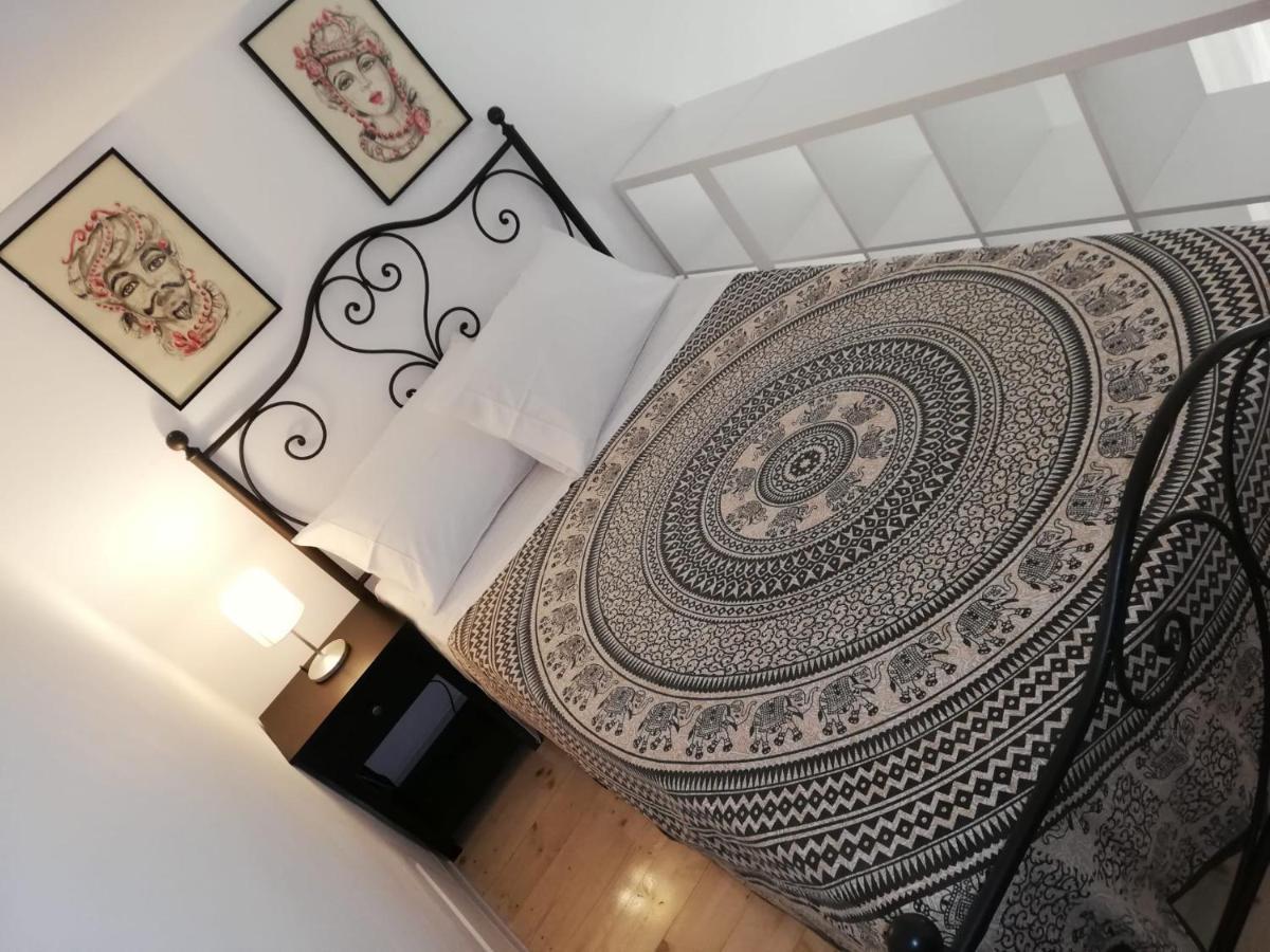 Il Posto Giusto Station Rooms Palermo Luaran gambar